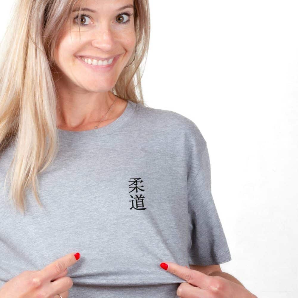 00819 T shirt femme gris Judo caractères japonais Zoom